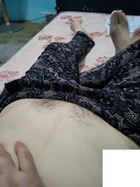 大嬸白肉獻身 (10P)