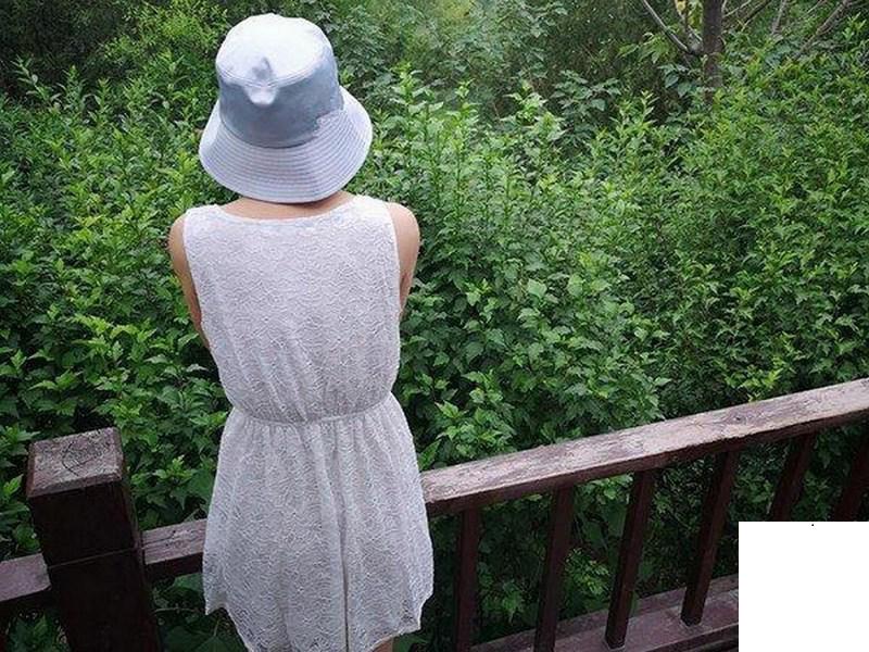 公園小道 小心露出 (21P)