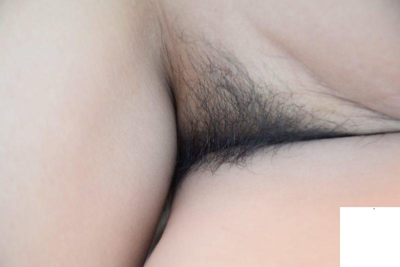 興趣是露奶掰小穴 (10P)