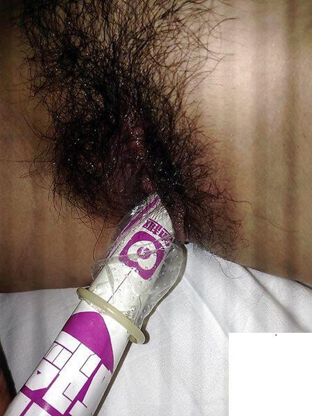 內射這個騷貨 (13P)