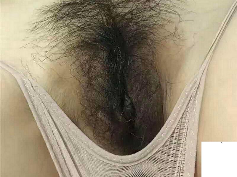 內褲扒下來 一看都是水 (11P)