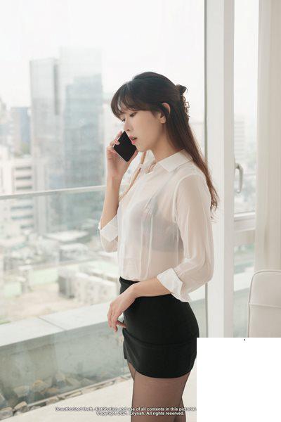 [Lilynah] Shaany Vol.03 - Looked In Office (54P)