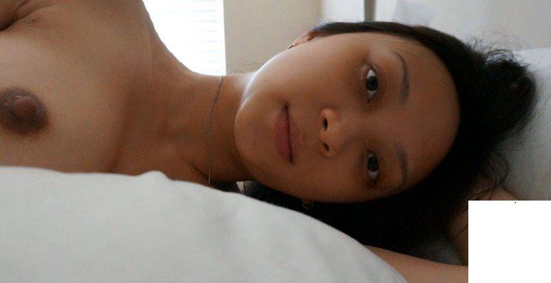 意外翻到女同事懷孕私密照 (32P)