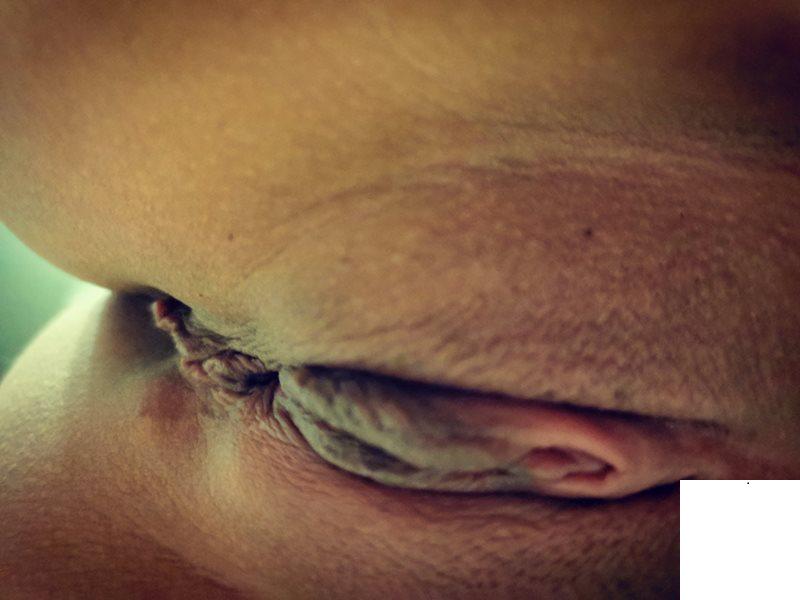 騷狐狸又來了，被主人吊起來調教 (10P)