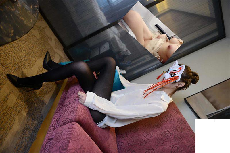 超美粉穴全裸大尺度 黑絲魅惑勾引攝影師