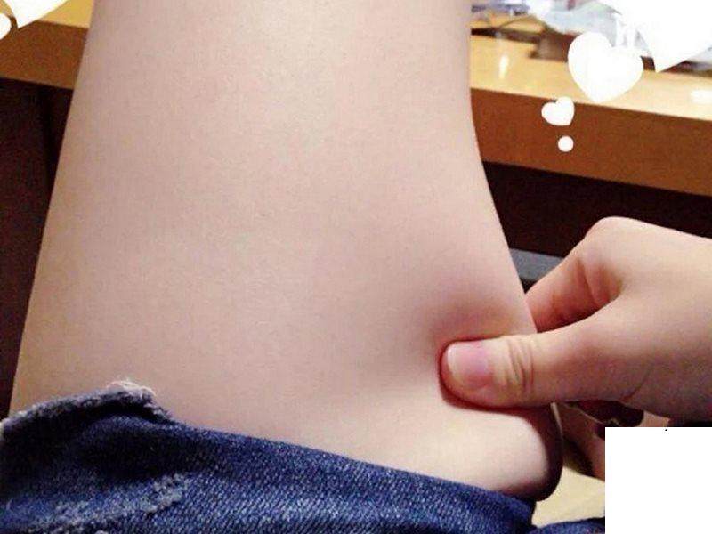 粉嫩女友的自拍照 (31P)