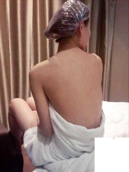 終於要跟網友見面了 (10P)