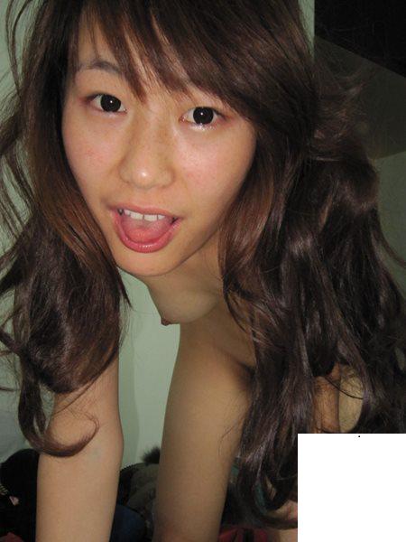 剛把的嫩妹 (15P)