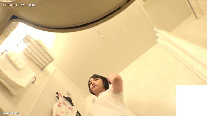 爆乳制服少女換衣服~~~~~~~