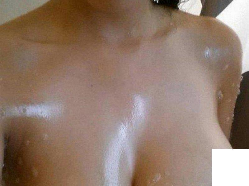 這美女的胸特別大 (31P)