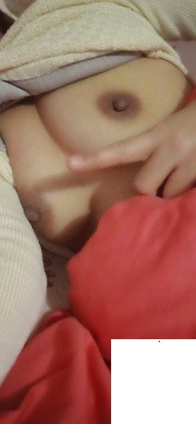 欲求不滿的小少婦，主動請求發帖求侮辱 (13P)