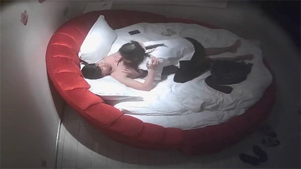 酒店偷拍激情学生啪啪