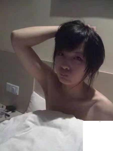 女友的妩媚喜歡嗎 (13P)