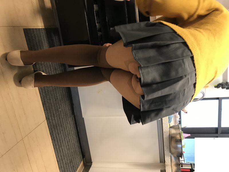 廚娘露出求操 (13P)