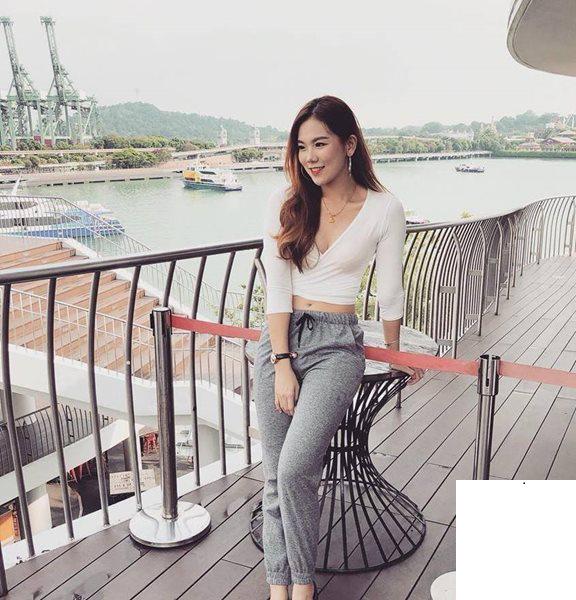 華僑妹子生活照和啪啪啪反差很大