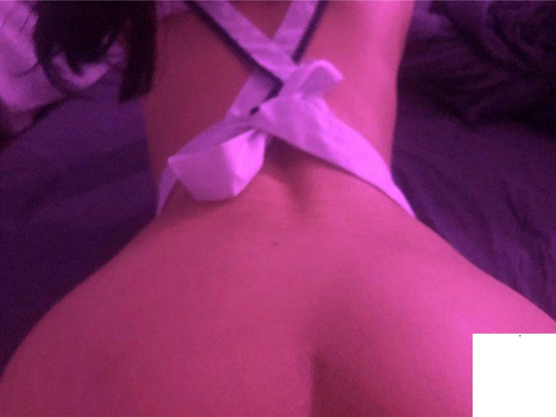 渴望激情的小女人 (15P)