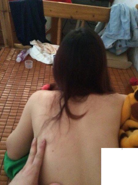 嫂子的妹妹來找我玩 (10P)