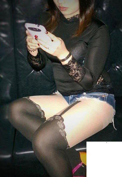 ktv廁所來一炮 (5P)