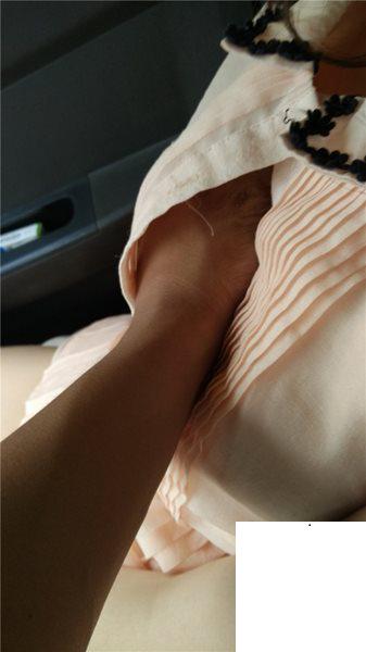 帶著騷老婆情人涼快下一下 (14P)