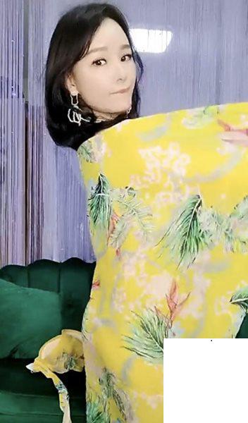 性感少婦白晢爆乳騷氣鮑 (7P)