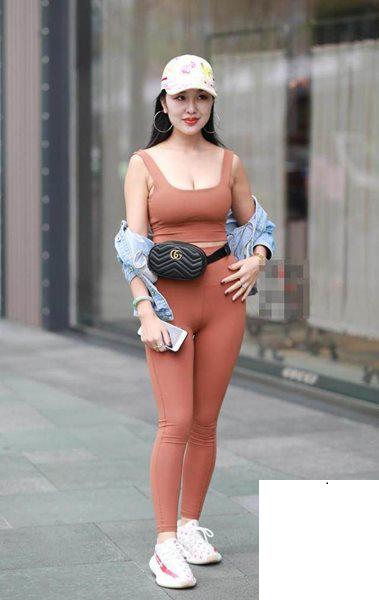 柔婉模特小雅大尺度私拍