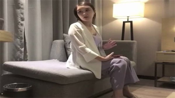 高端男主.隆重登场男爵全国探花超级美女口交舔屁眼