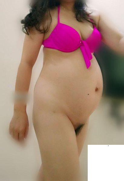 真實孕妻大膽自拍投稿！ (16P)