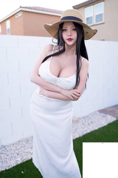 Hana Bunny - Hachisakusama (11P)