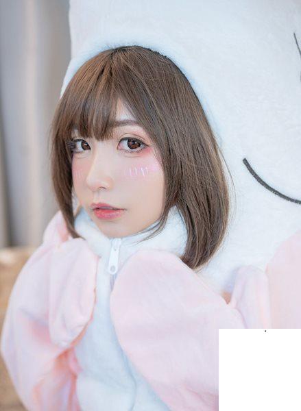 一線嫩屄美少女 花小喵