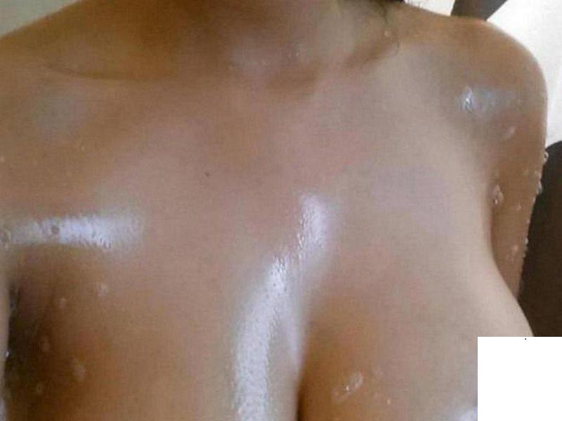 在浴室玩起巨乳誘惑 (15P)