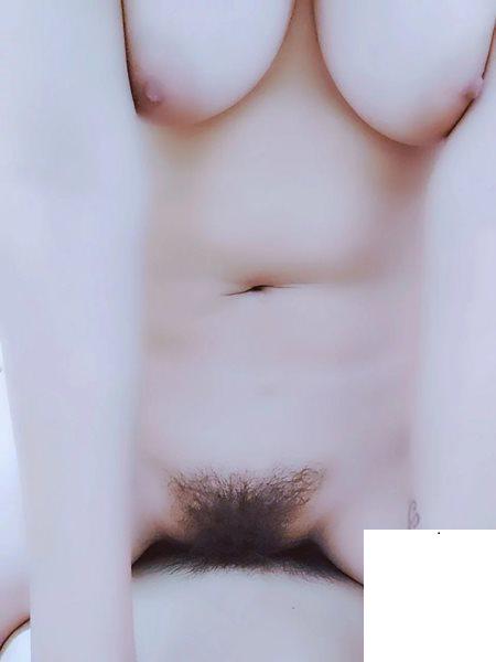 解放豪乳供你舔 (14P)