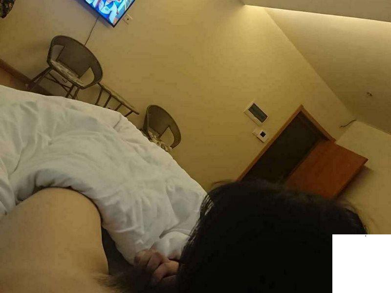 一晚操了五次她不開心了 (19P)