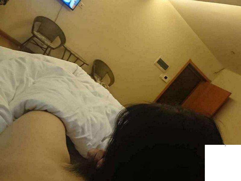 一晚操了五次她不開心了 (19P)