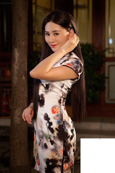 playboy女郎吳沐熙私拍旗袍