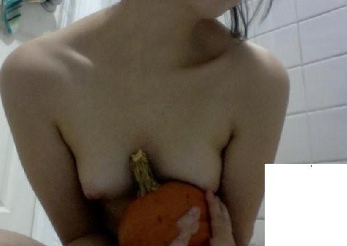 現在的小女孩真會玩 (10P)