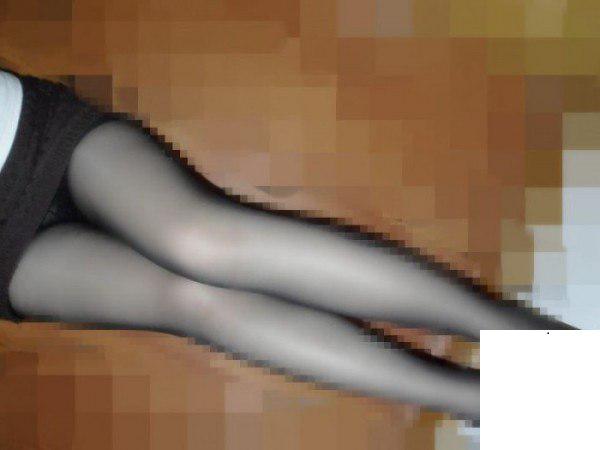 白皙少女自慰.嫩穴濕透了! (18P) [