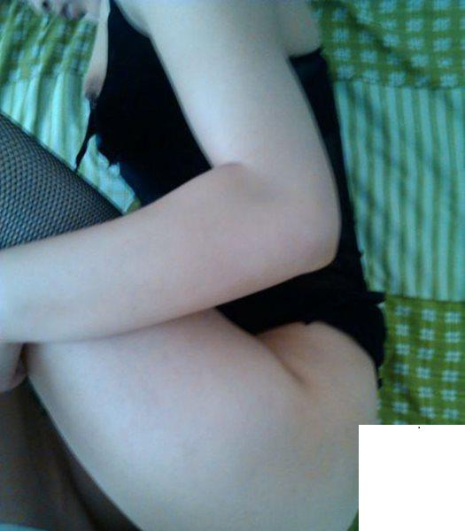 老公外出 我來滿足她 (23P)