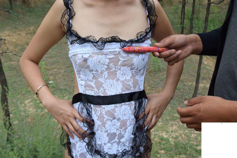 樹林里的調教 用的是王中王 (33P)