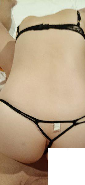 爆操五十幾歲的肥美白毛鮑魚后續 (34P)