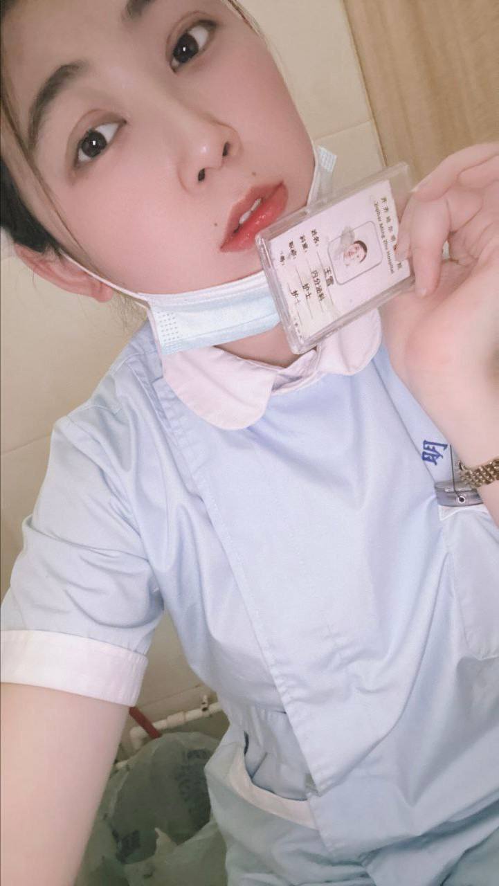 高颜值齐齐哈尔明珠医院内分泌科护士王雪口交大屌被金主爸爸各种玩弄