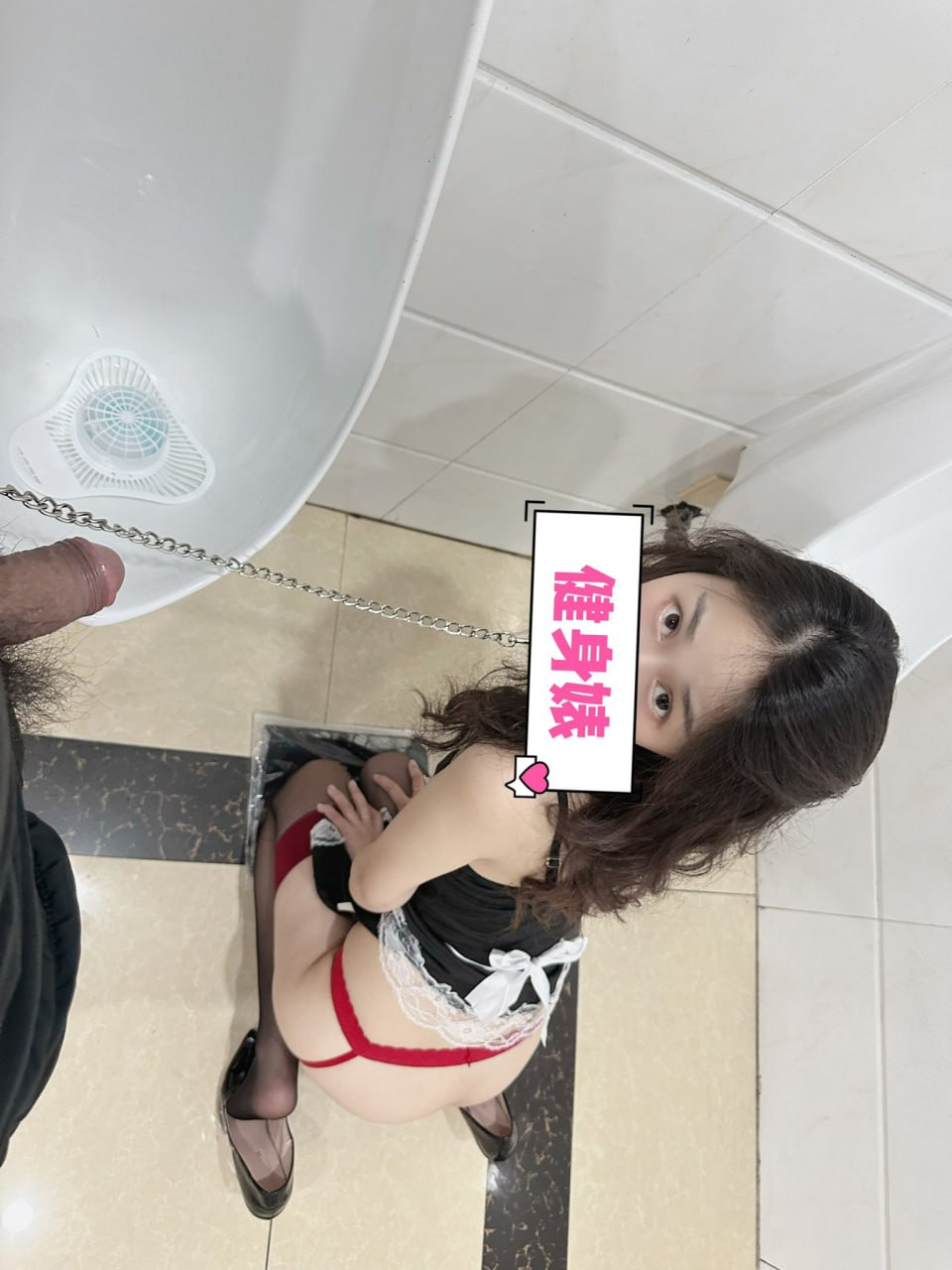 极品巨乳撸铁女神【爱健身的妞】露脸户外露出多人性爱啪啪私拍