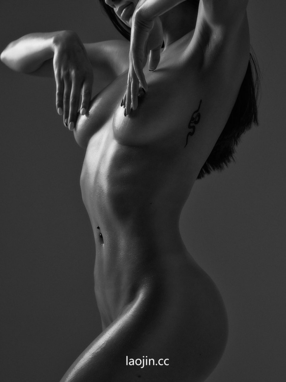 东航退役空姐，168cm，c罩杯，极品身材