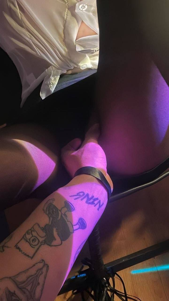 极品精盆小母狗反差婊被金主爸爸调教吃鸡曝光