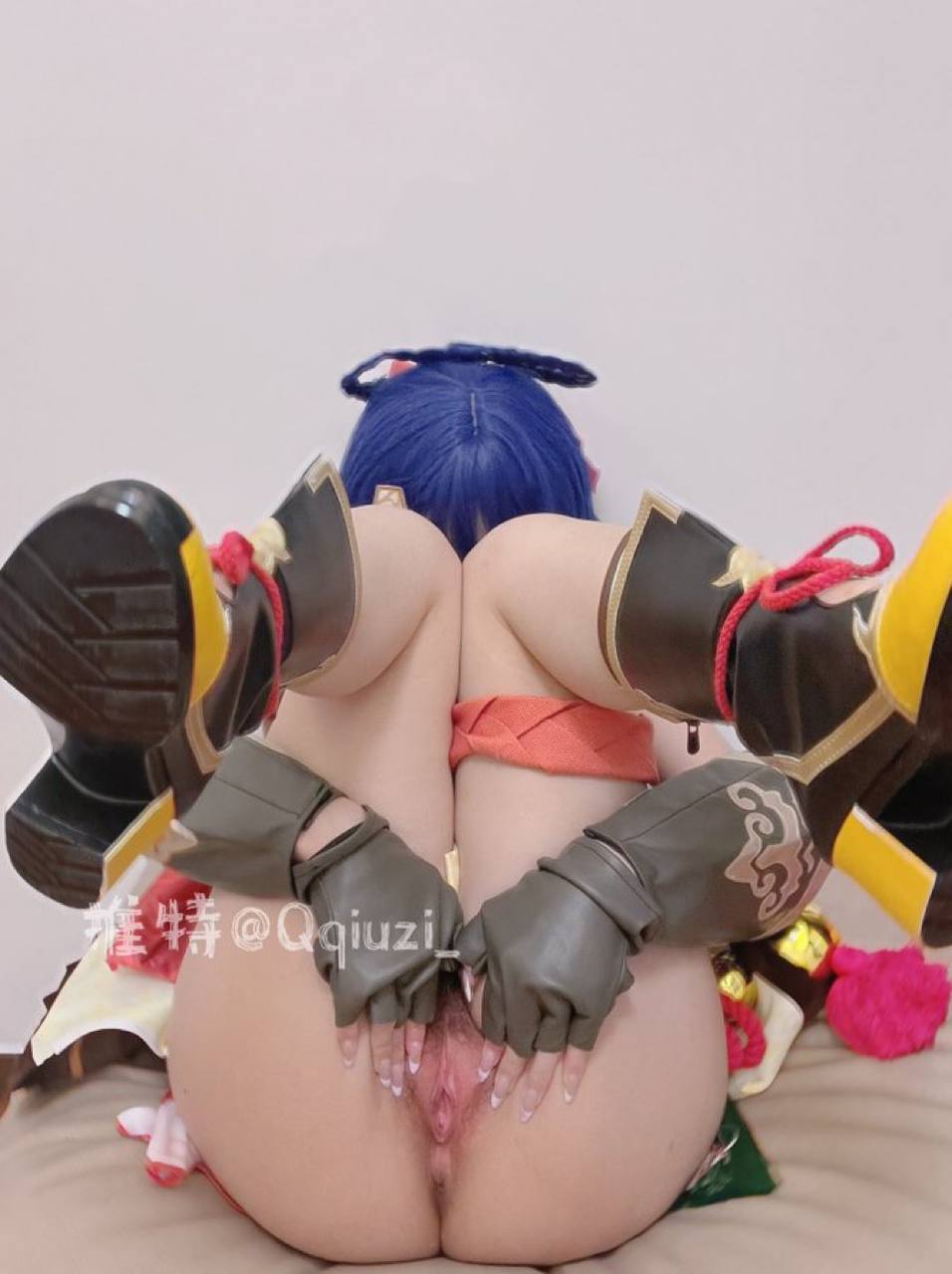 高颜巨乳萌妹萝莉 户外露出玩奶自录 情趣黑丝玩弄粉穴